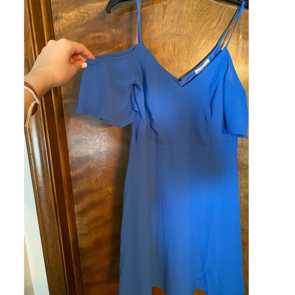 Brand new blue shoulder cutout dress - Picture 2 of 3
